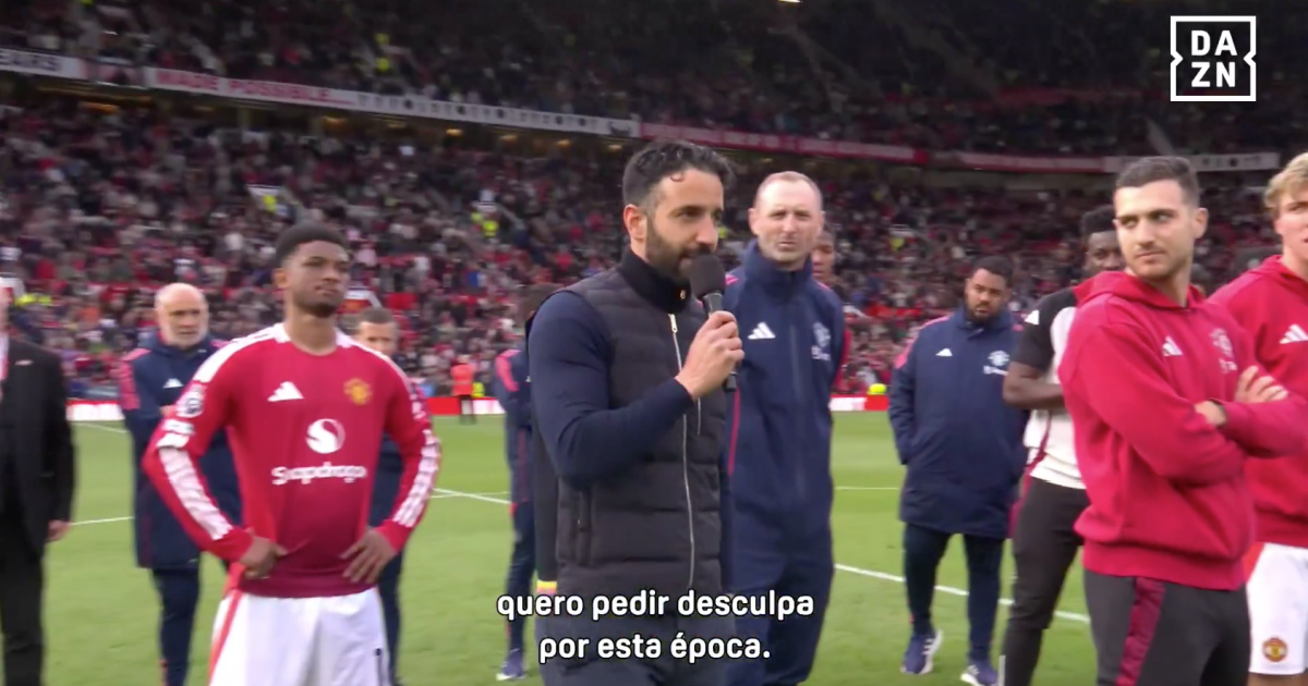 Ruben Amorim thrills and enthusiastic Manchester United supporters with speech on the pitch