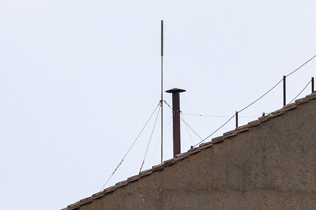Live Picture from the Vatican: Pope's electing process began