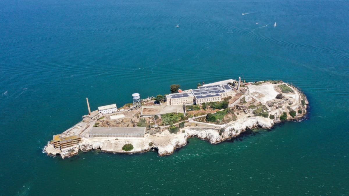 Trump orders to reopen the Alcatraz prison