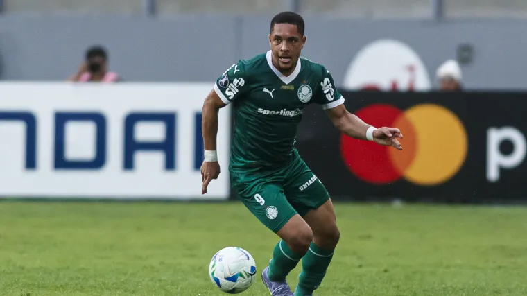 Como foi primeiro gol de Vitor Roque no Palmeiras? image