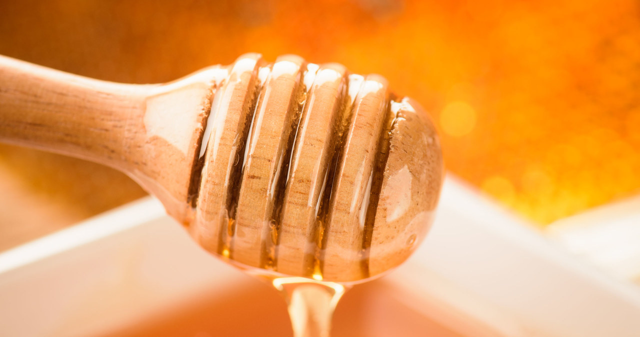 Facial honey can be used in the kitchen as a replacement for traditional sugar /123RF /picsel