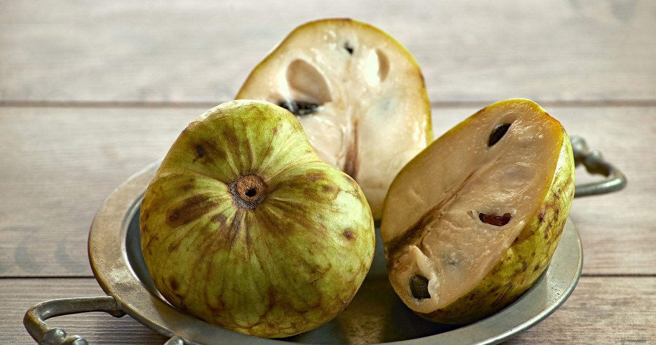 Czerymoja abounds in strong antioxidants, fiber, protein, B vitamins, vitamin C and E /123RF /PICSEL
