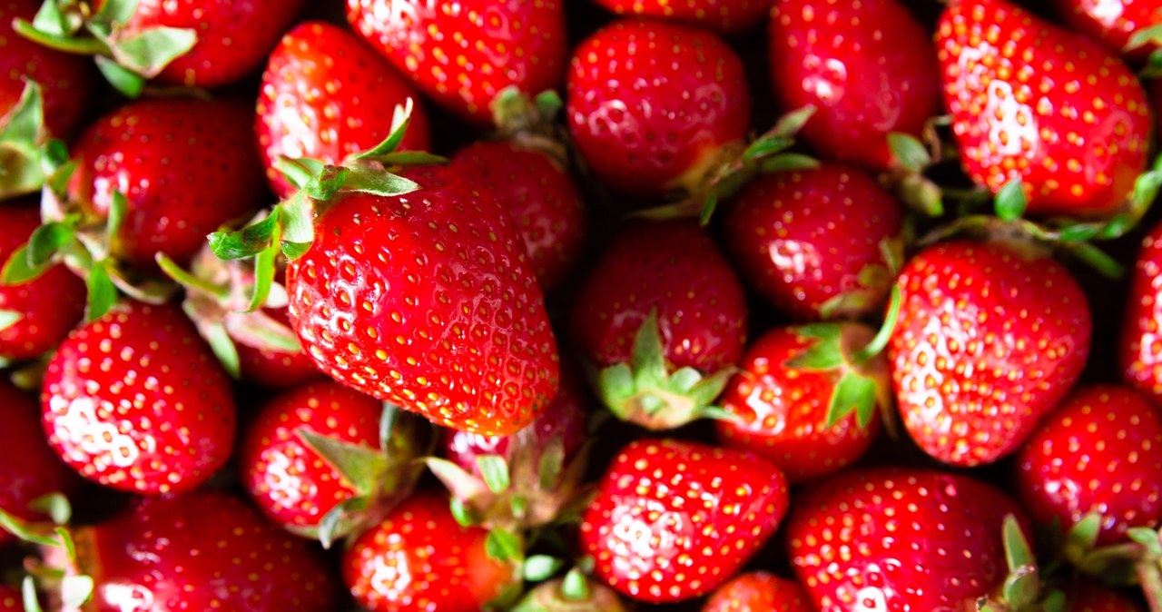 Strawberry peduncles hide compounds important for the functioning of the brain or sight. /123RF/PICSEL