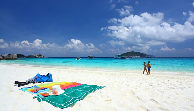 Thailand prohibits tourists from visiting two archipelagos until October
