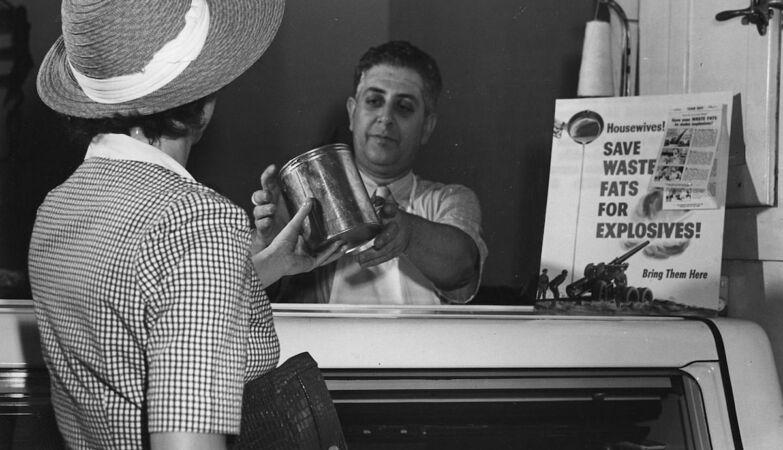 Fat recovery committee: donating bacon to explosives was a patriotic duty in the US