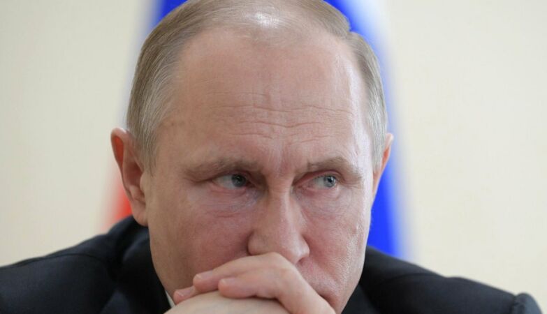 Putin “very concerned” at risk of World War II - but “where Russian soldier step…”