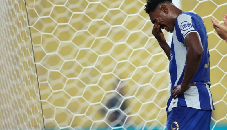 Desceire at FC Porto continues with elimination of the Club World Cup. But “there was no shortage of tomatoes”