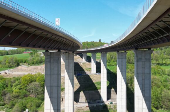 Germany moved a 20 meter bridge, like never before. But how?