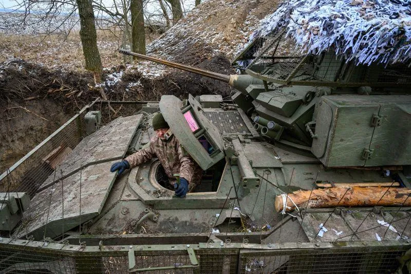 Ukrainian army soldiers use Bradley American combat vehicles in Sumy on 15 January. Scott Peterson/Getty Images