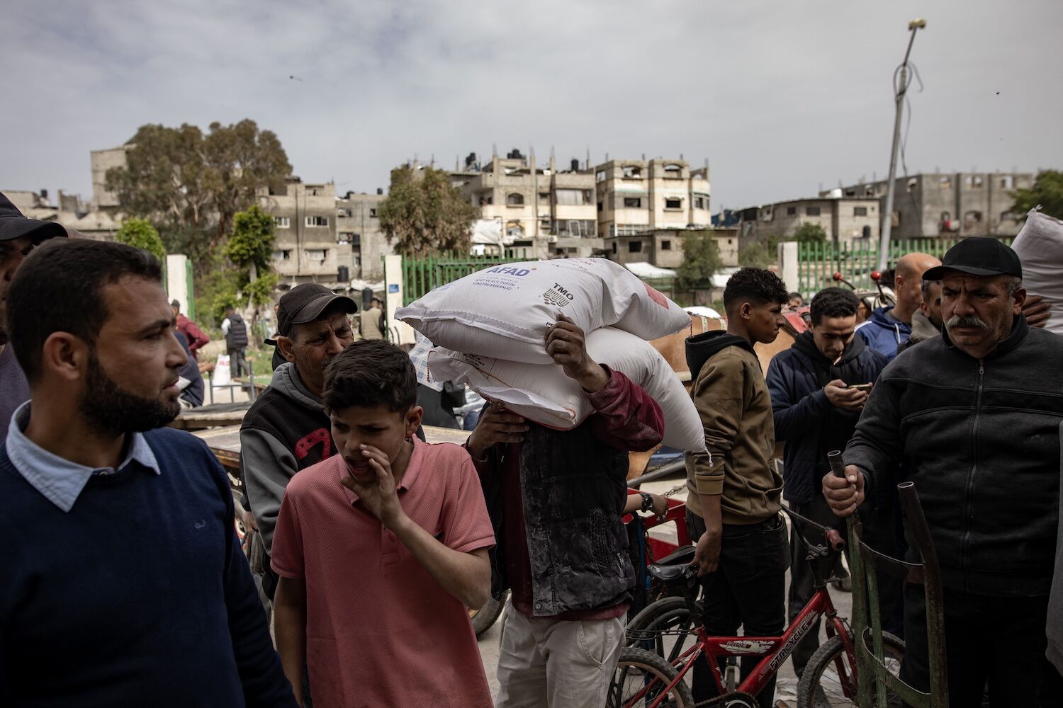 Israel kills 31 Palestinians in Gaza Aid Center. Hamas makes 3 requirements for ceasefire