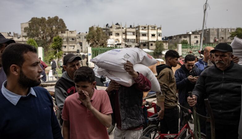 Israel kills 31 Palestinians in Gaza Aid Center. Hamas makes 3 requirements for ceasefire