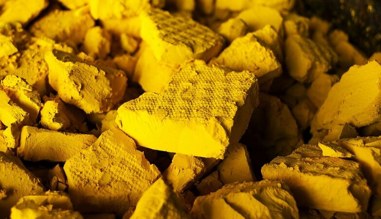 What is enriched uranium and how is it used to make nuclear bombs?