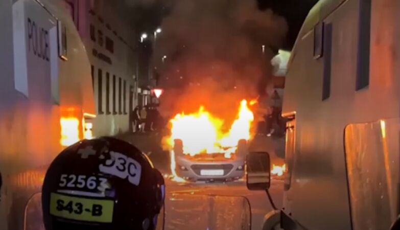 Violent Protests in Northern Ireland: Since Houses and Atacted Police