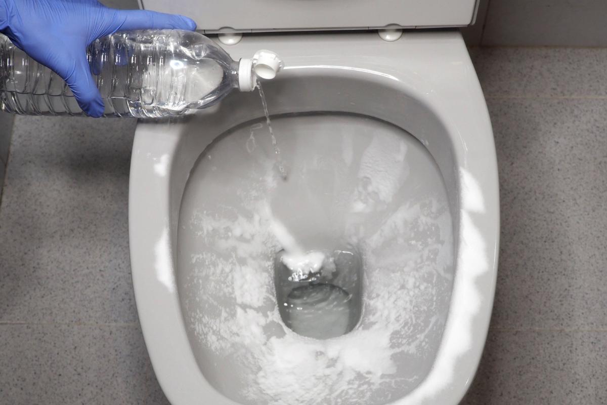 How to use vinegar in the bathroom: the errors to avoid