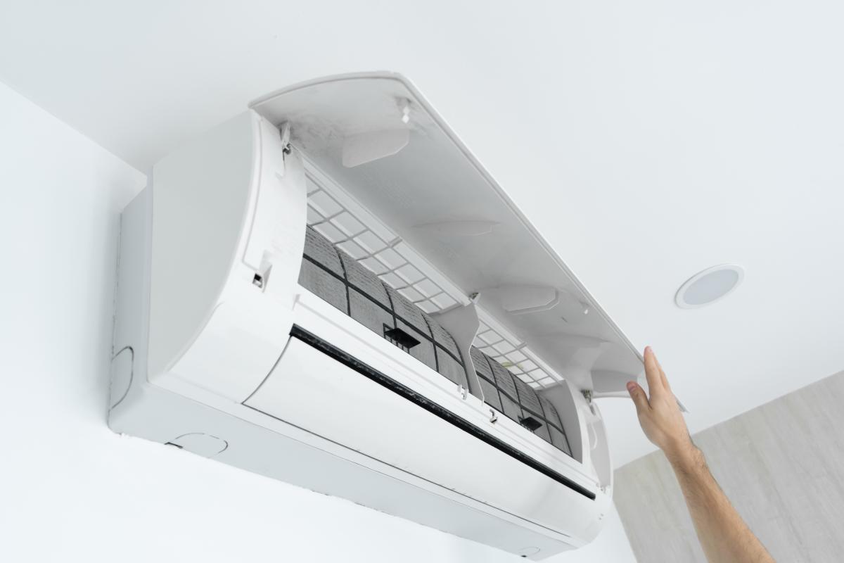 Cleaning air conditioners
