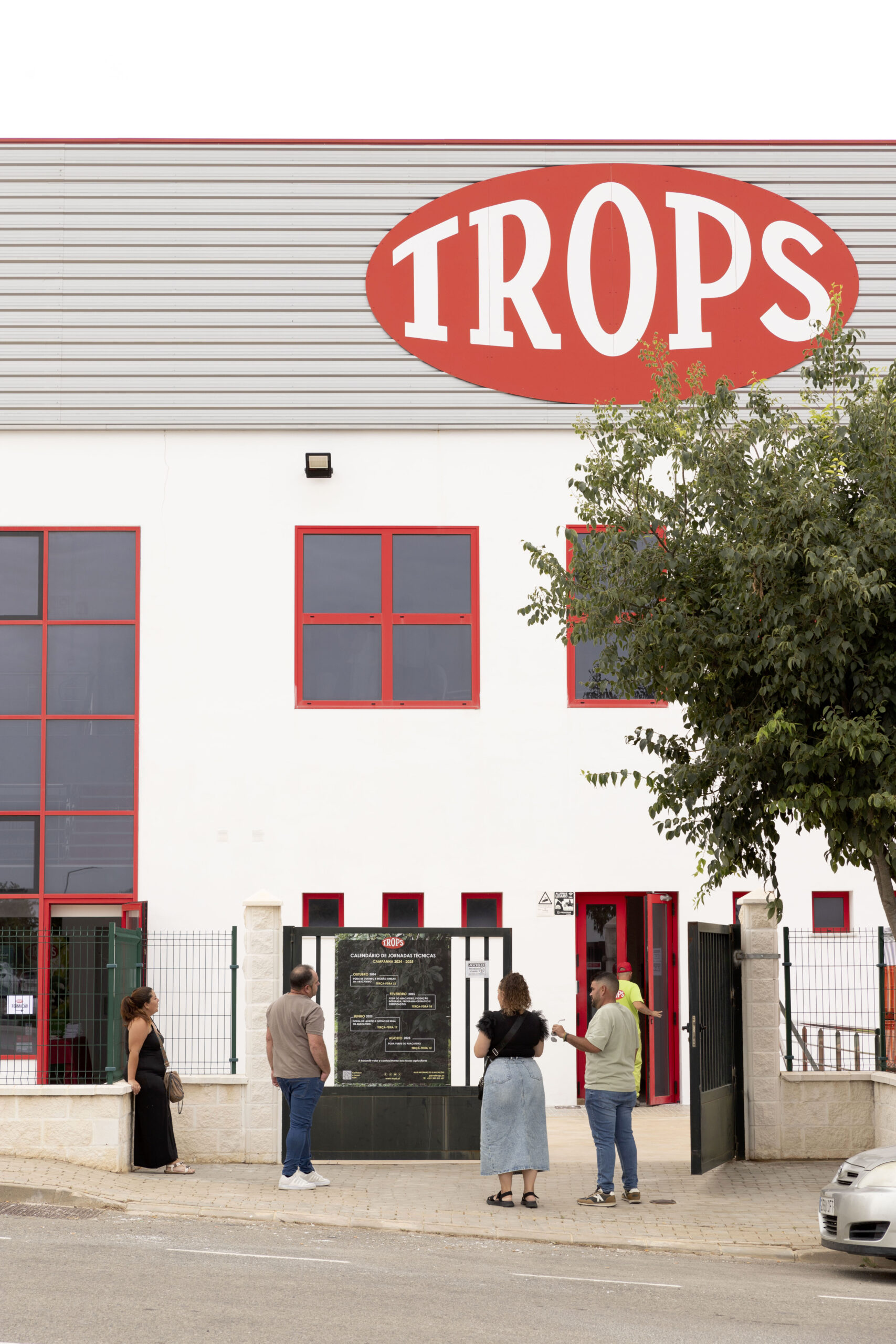 TROPS invests 9 million in Tavira to turn the Algarve into a strategic pole of the fruit
