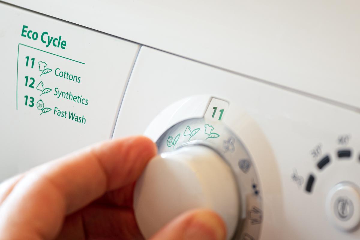 Eco cycle washing machine and summer cycle