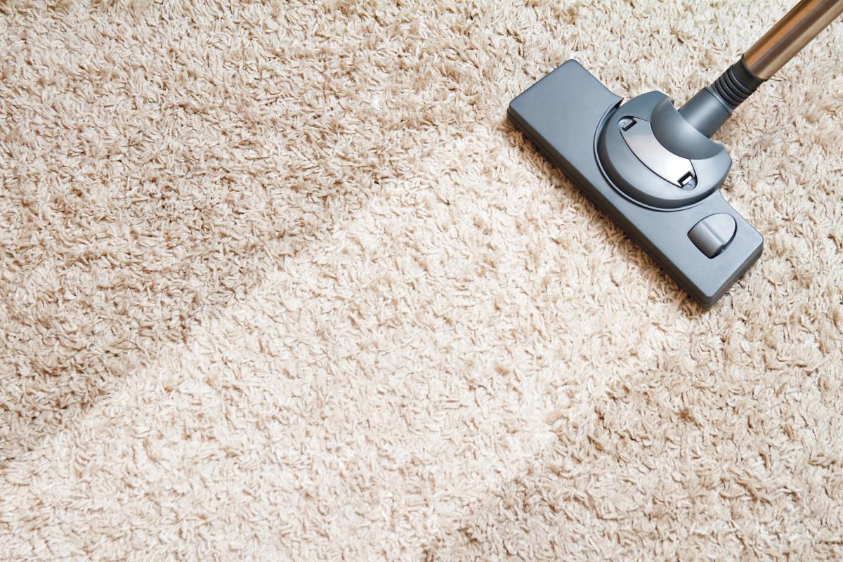 Bicarbonate and yeast on the carpet