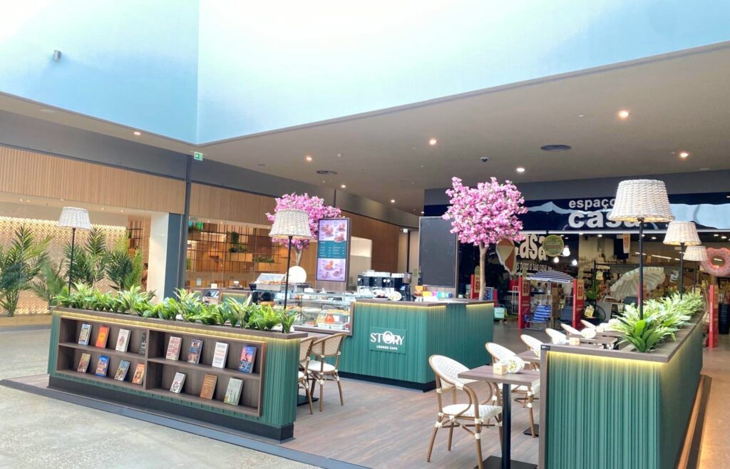 Story Lounge Café opens at Tavira Plaza with a concept that unites coffee and culture