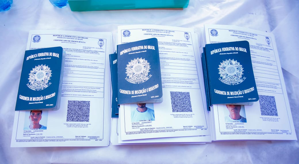 Cruzeiro do Sul City Hall certifies Barqueiros dos Croa Mirim and Valparaiso rivers in four areas