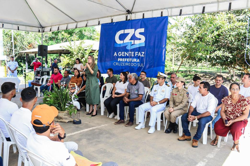 Cruzeiro do Sul City Hall certifies Barqueiros dos Croa Mirim and Valparaiso rivers in four areas