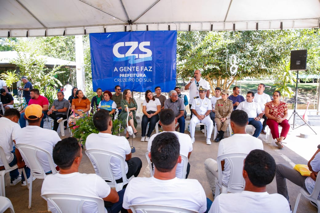 Cruzeiro do Sul City Hall certifies Barqueiros dos Croa Mirim and Valparaiso rivers in four areas