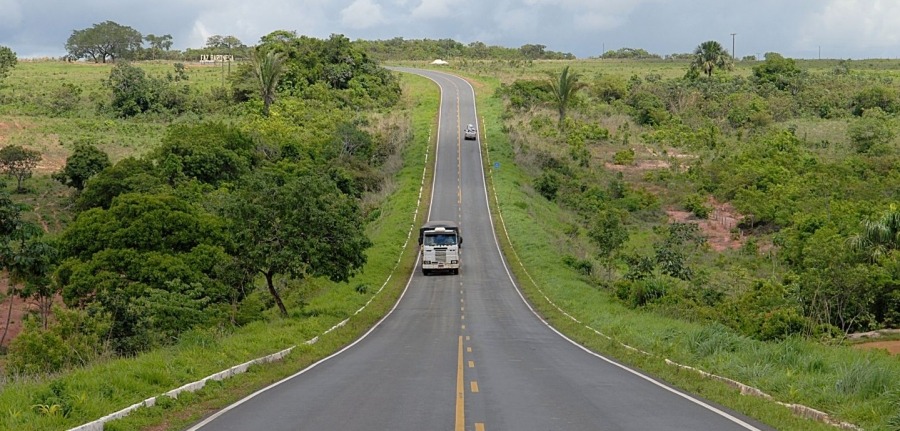 Without BR-364 Acre crashes and the constitution is ignored