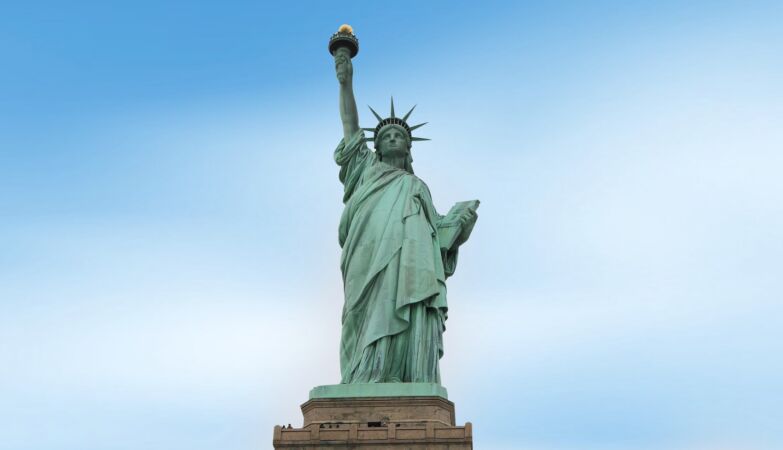 The freedom that illuminates the world reached the new York 140 years ago