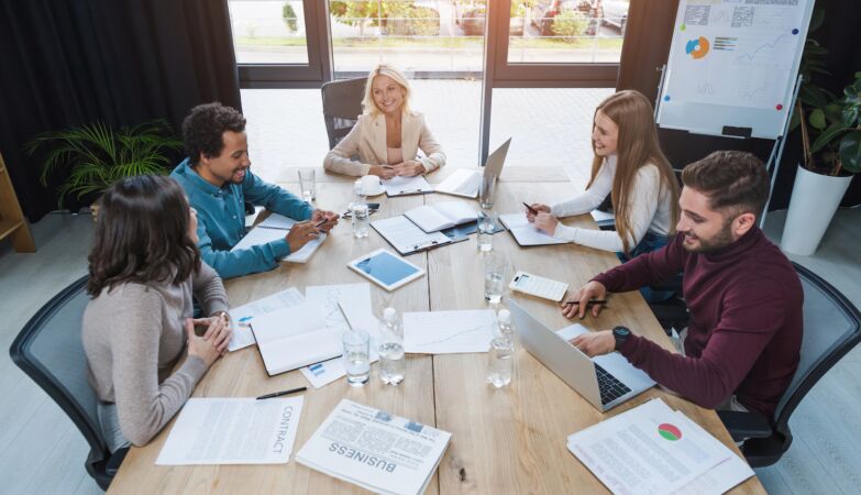 7 years ago, Iceland approved the 4 -day working week. The results are obvious