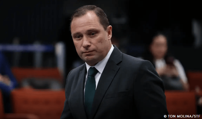 Mauro Cid says Bolsonaro sought fraud at the polls to justify blow