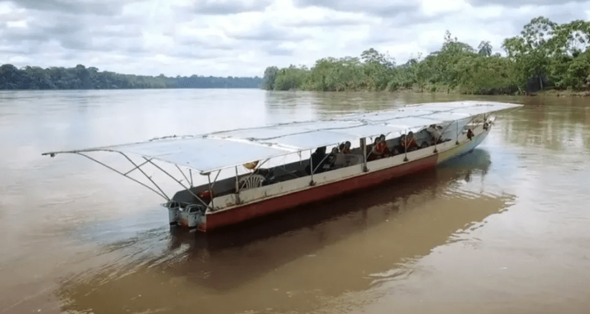 In the Amazon, indigenous people build solar -powered boat and abandon diesel use