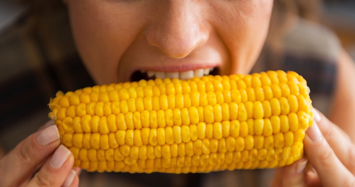 One of the greatest strengths of corn is the presence of dietary fiber, which regulates intestinal work and improves metabolism. /123RF/PICSEL
