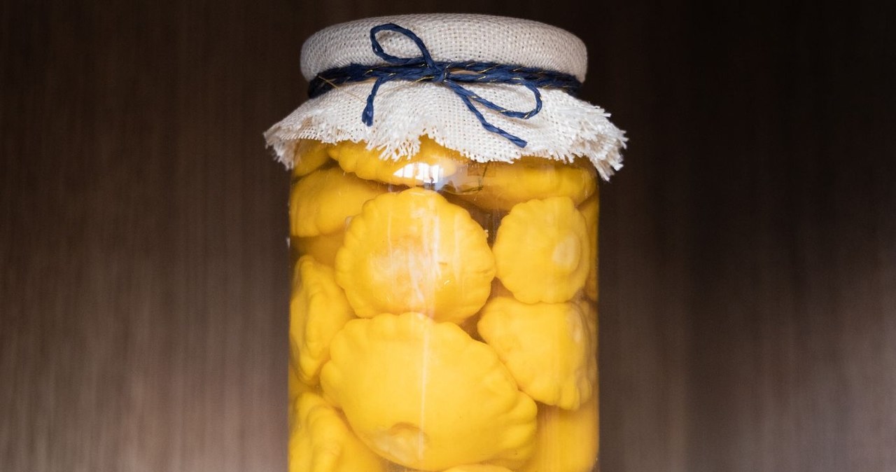 Marinated patisons are preserves that can be kept for winter /ollyplu /Canva Pro