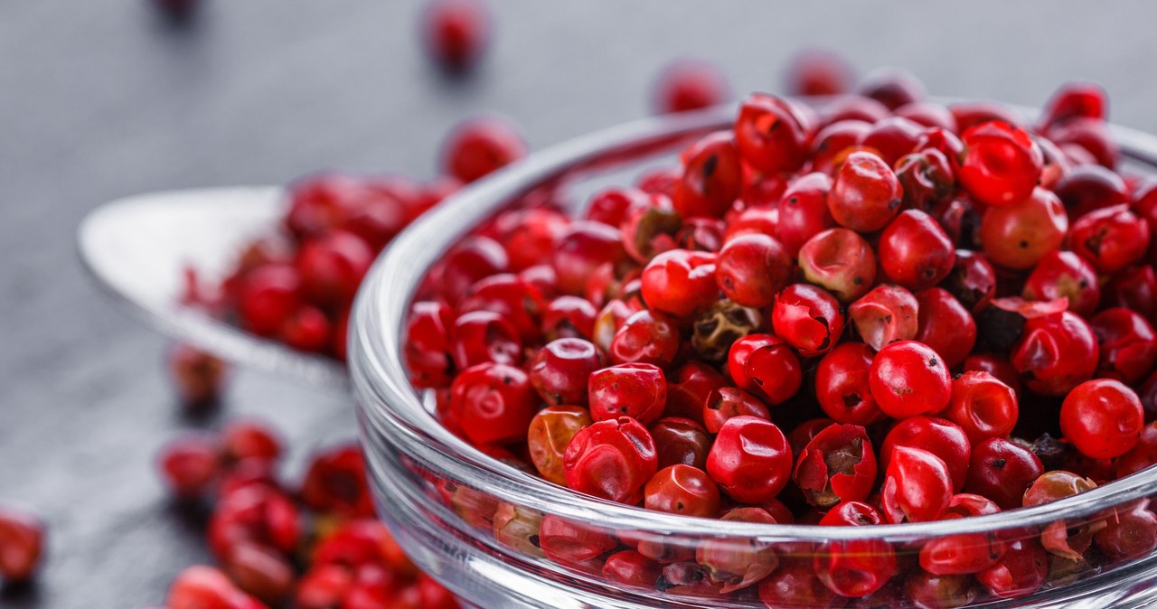 It should be in every kitchen. It helps to burn kilograms, keep a good sugar level, improves memory