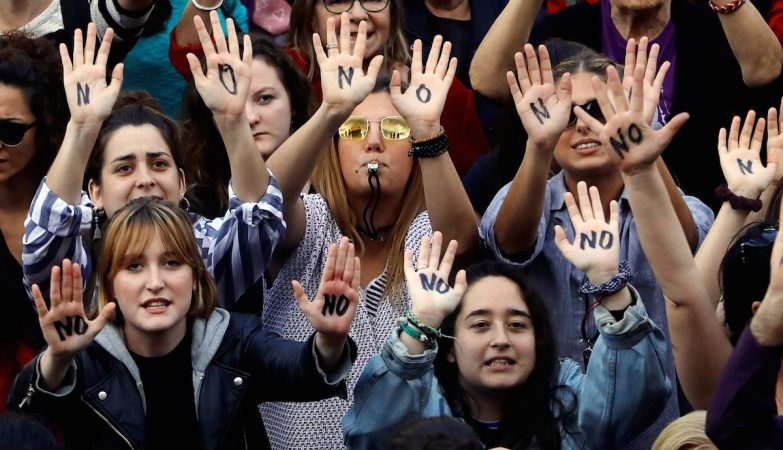 What happens in Spain? 97% of adolescents are the victim of sexual violence on the internet