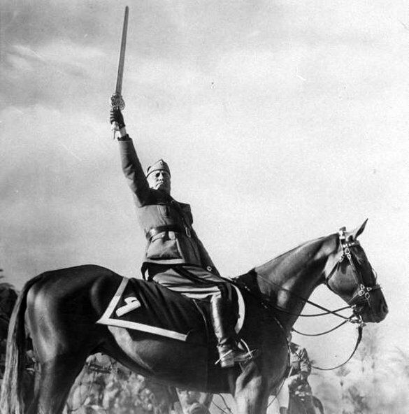 The chamber lies: 6 historical photographs prove it