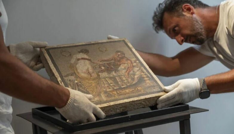 Nazi stole Roman erotic mosaic - which has just been returned to Pompeii
