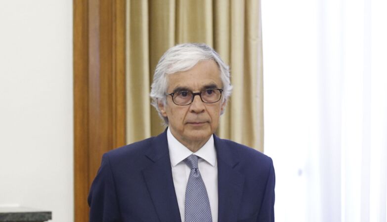 Aguiar-Branco is allowing a “crime” in Parliament