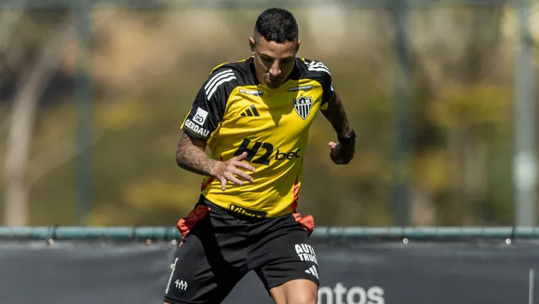 "Empty Pocket": the photos of the Atletico-MG cast protest for late wages