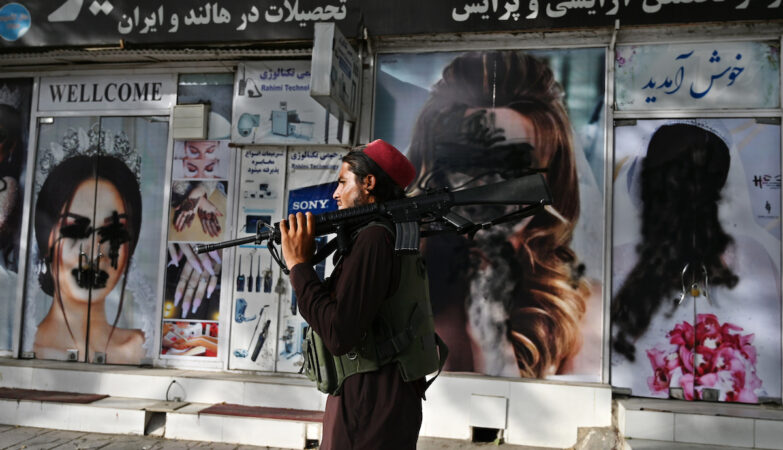 For the first time, Hague wants to arrest Taliban leaders for what they do to women
