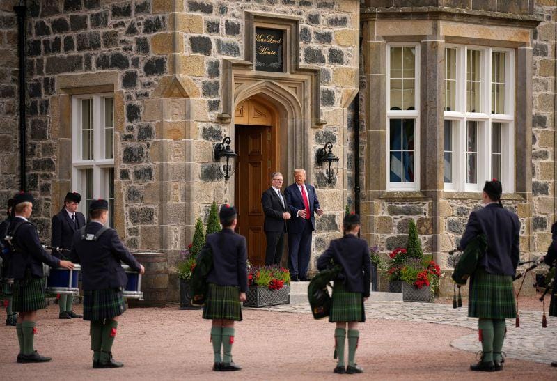 Trump had fun to show that apparently he sends and Europe bends. But Europeans are more subtle than he thinks