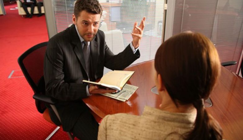 Toxic Management Manual: Six tricks to put your employees "to walk"