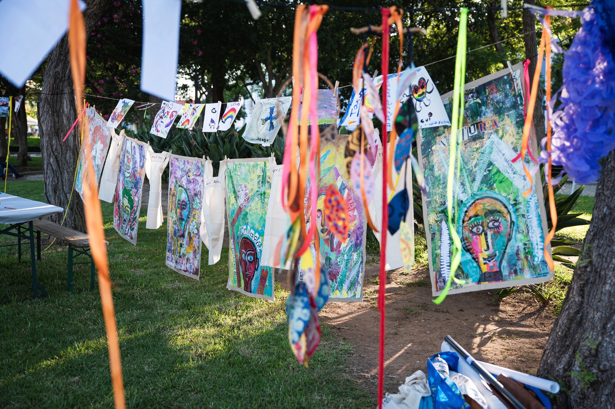 Crafts, food trucks and concerts celebrate 10 years of Cool Market Pulet in Portimão