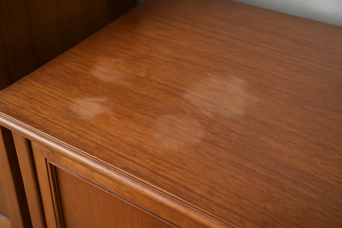 The trick to remove the water stains from the wood