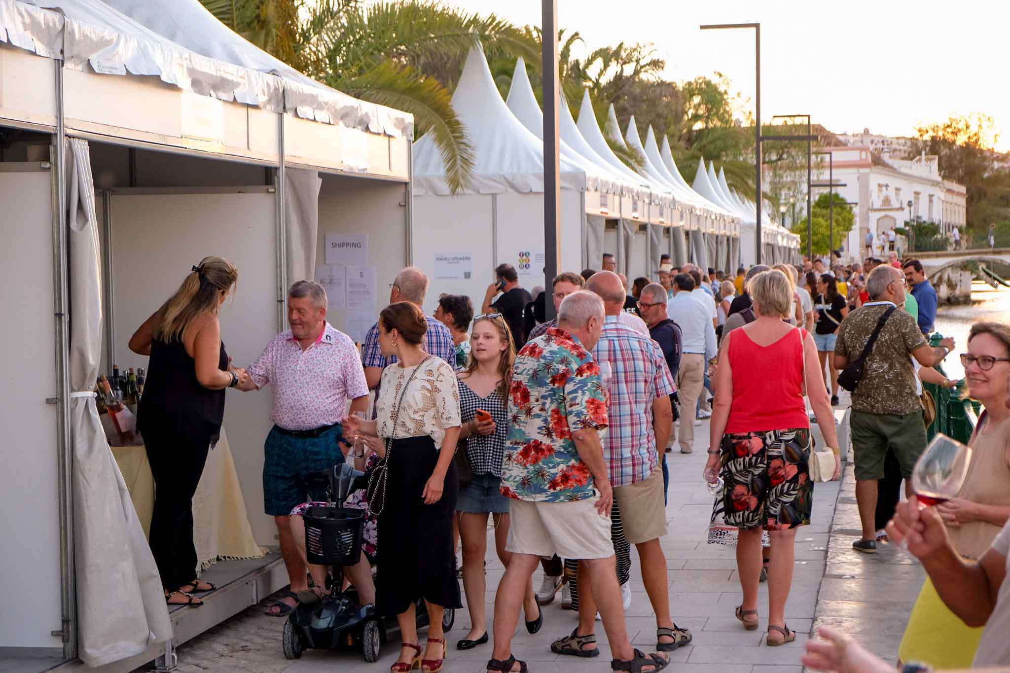“Tavira, Wine Days” returns with flavors from all over the country in the Garden of Bandstand