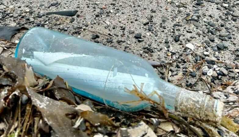 Canadian double bottle message found 13 years later on the Ireland coast