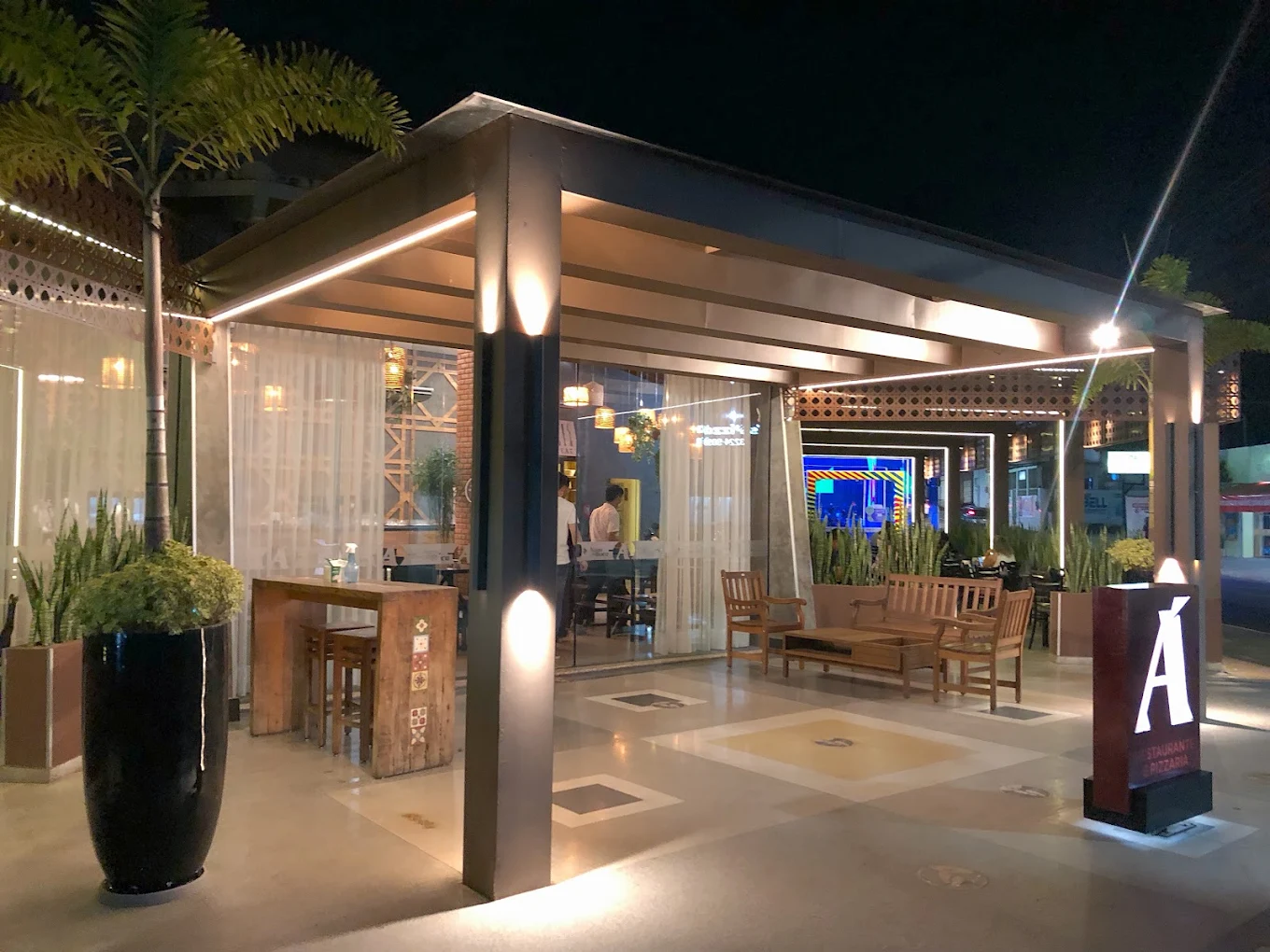 Pizzeria mouth watering makes a must -see 50% off the average pizza value