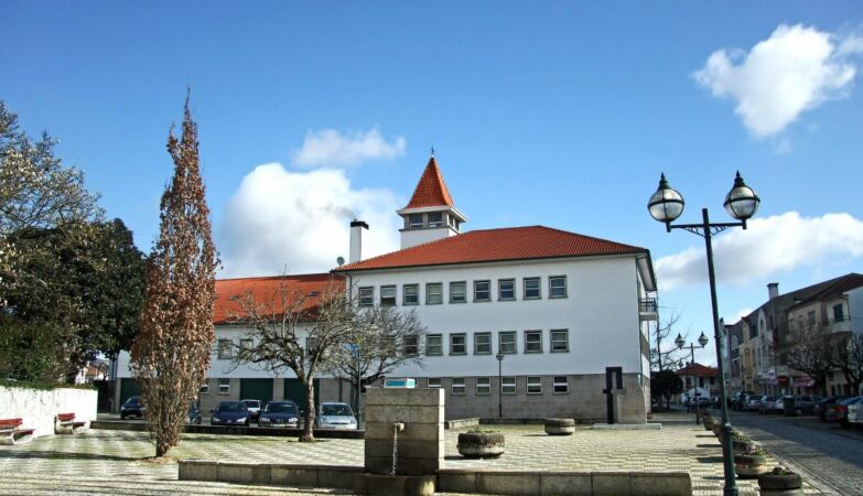 Former Mayor of Mortágua accused of paying 52 thousand euros per wall already done