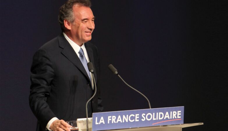 French government wants to end two holidays: "We need to work harder." Health cuts, frozen wages