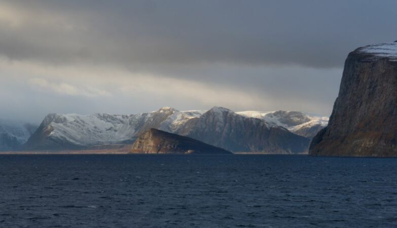 He snapped the varnish between Russia and Norway. All because of fish